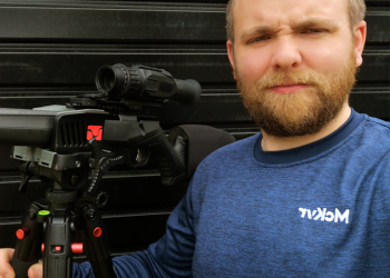 WIN A: Bog Death Grip Clamping Aluminium Tripod Shooting Stick